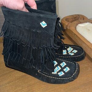 Black suede moccasin boots beaded never worn 8.5